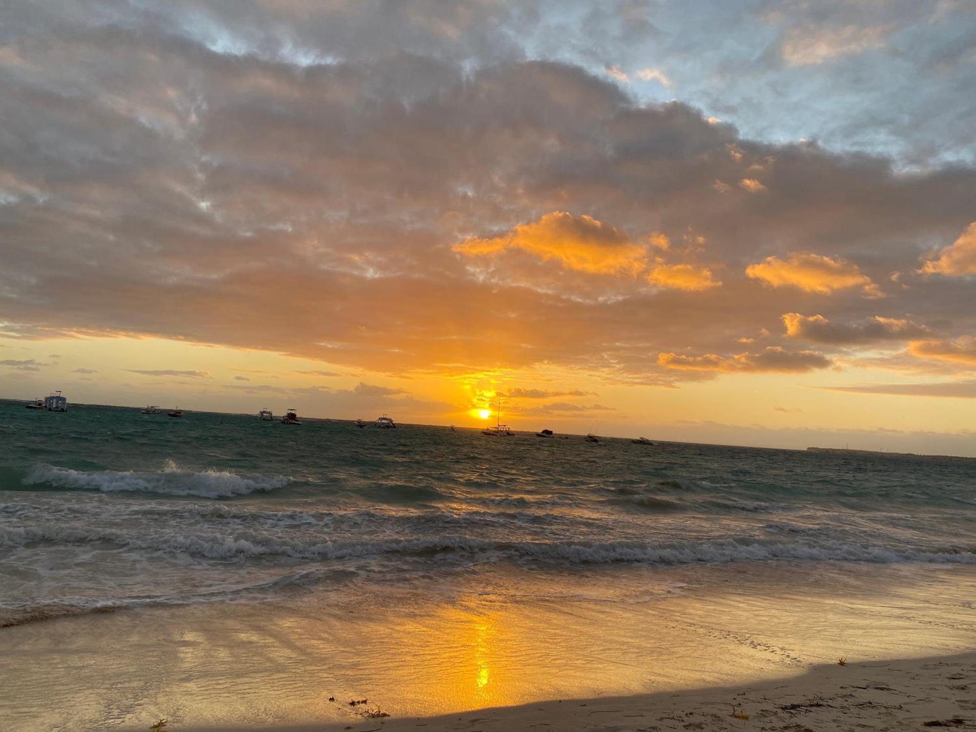 Las Rosas de Punta Cana Exterior foto